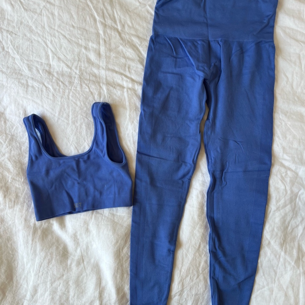 SET Active Blue Seamless Ribbed Sports Bra and Leggings Set